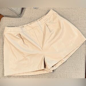 heyson Faux leather tan shorts with pockets